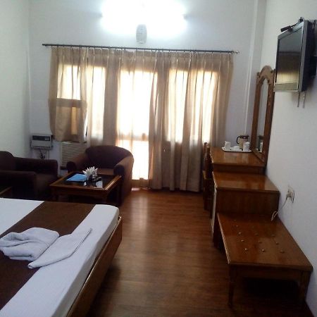 Hotel Giorgio Abohar エクステリア 写真